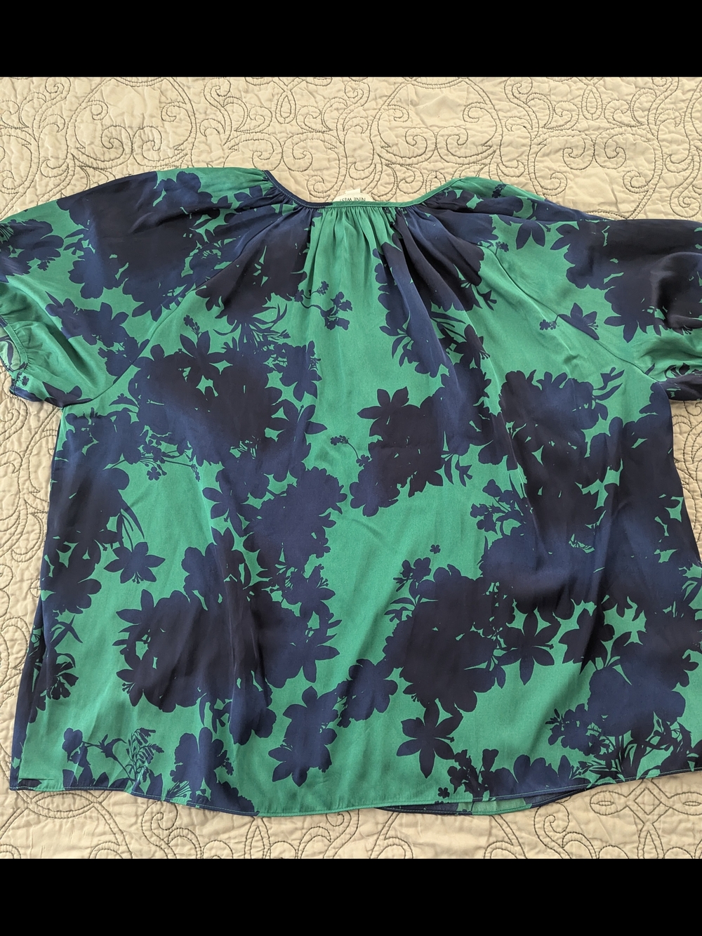 NWT Nine West Silky Floral Blouse - Picture 9 of 9